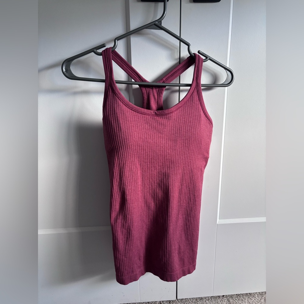 🍓 lululemon Ebb to Street ribbed tank